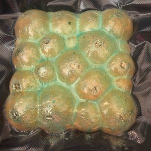 Green reform gym chalk ASMR